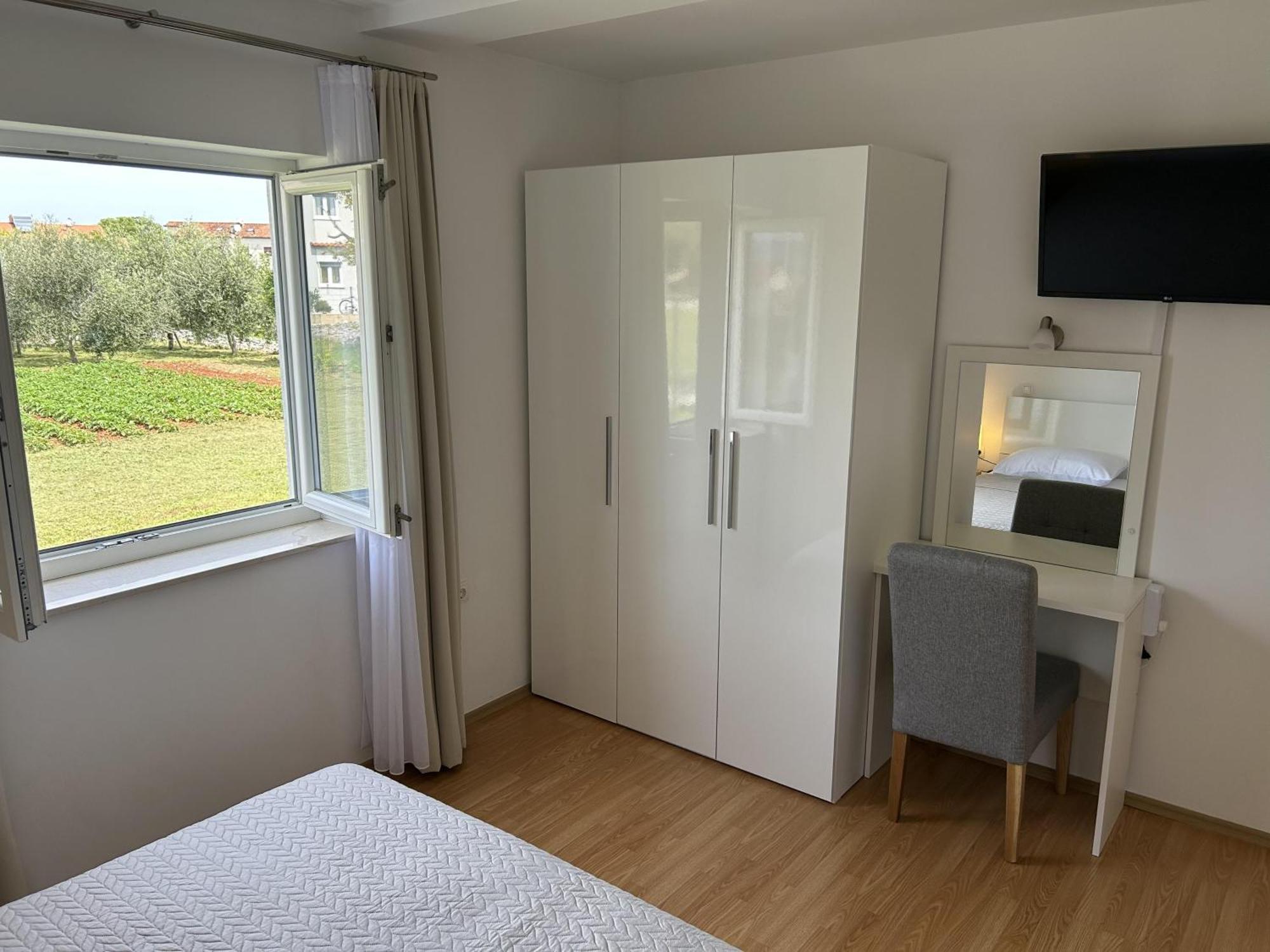 Appartement Sweet Lapat By El-Pi Tours à Porat  Extérieur photo